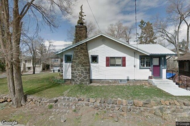Building Photo - 368 NW Hunter Pl