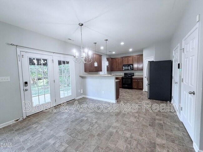 Foto del edificio - 536 Gooseberry Dr