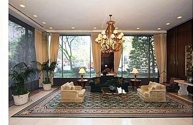 Foto del edificio - 45 W 60th St
