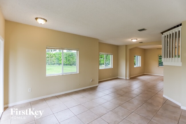 Foto del edificio - 2155 SW 101st Way
