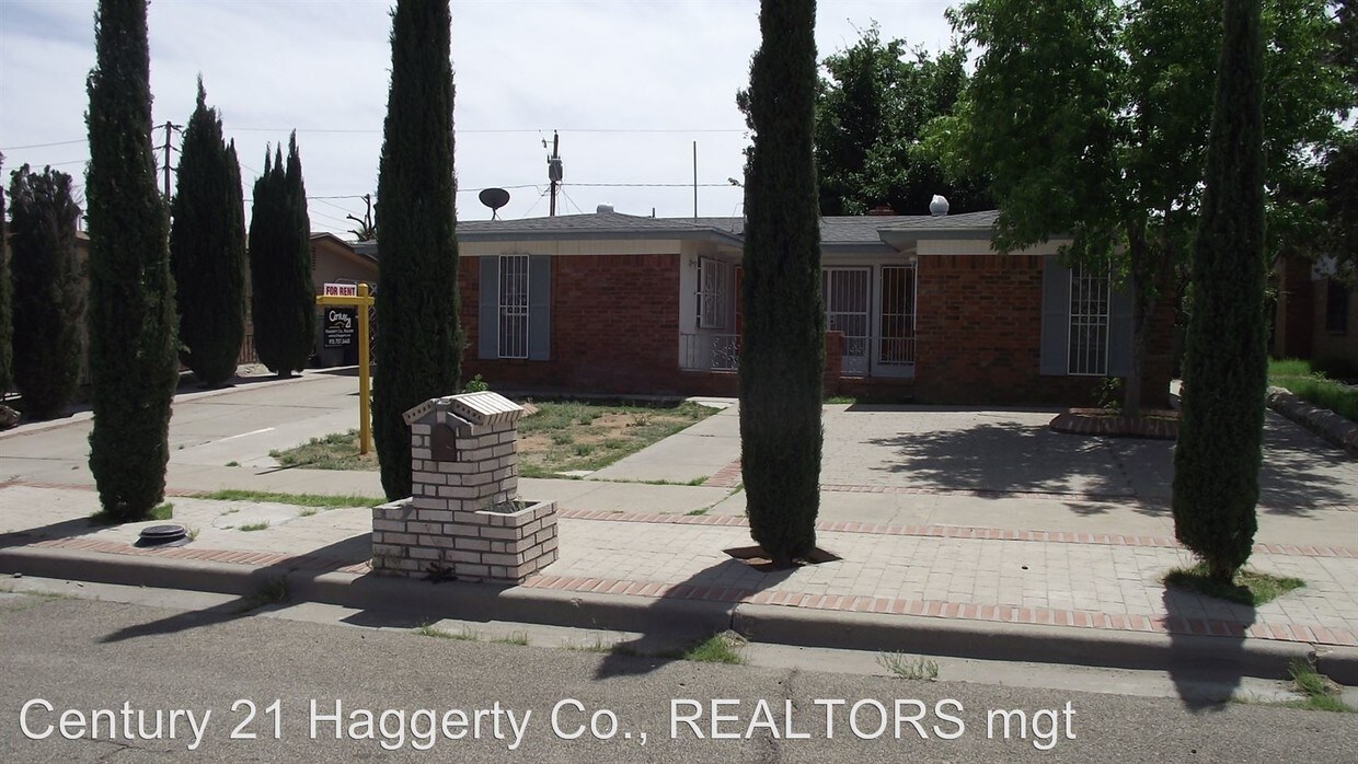Primary Photo - 4812 Rolling Stone Ave