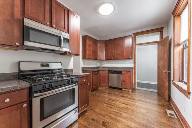 Building Photo - 3620 W Grace St