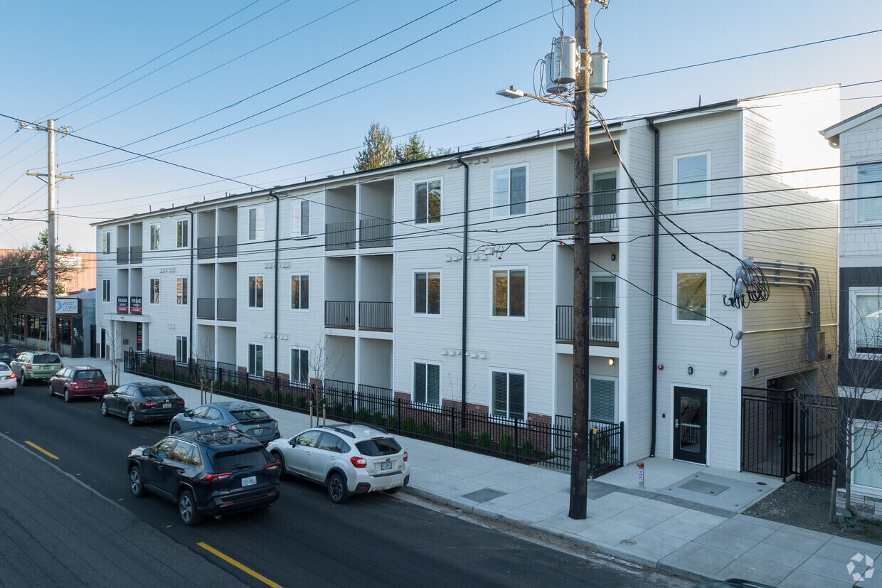 7550 N Lombard St, Portland, OR 97203 7550 N Lombard St Portland, OR Apartments for Rent in