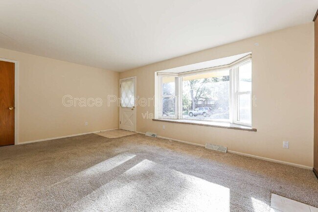 Foto del edificio - 7033 S Cherry St