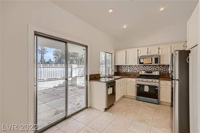 Building Photo - Charming Single-Story Home in Gated Community with Resort-Style Amenities!