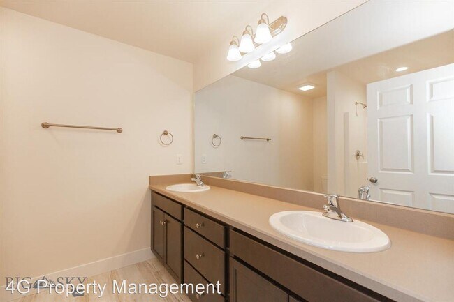 Foto del edificio - 4 br, 2 bath House - 608 Snow Ghost