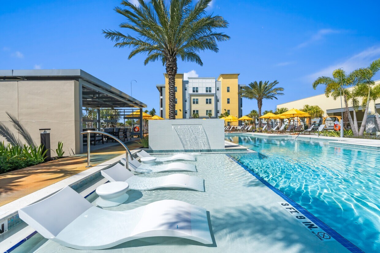 Foto principal - Addison Square