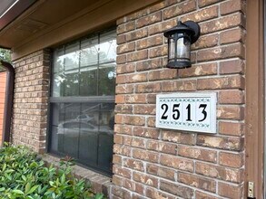 Building Photo - 2513 Mar Ct