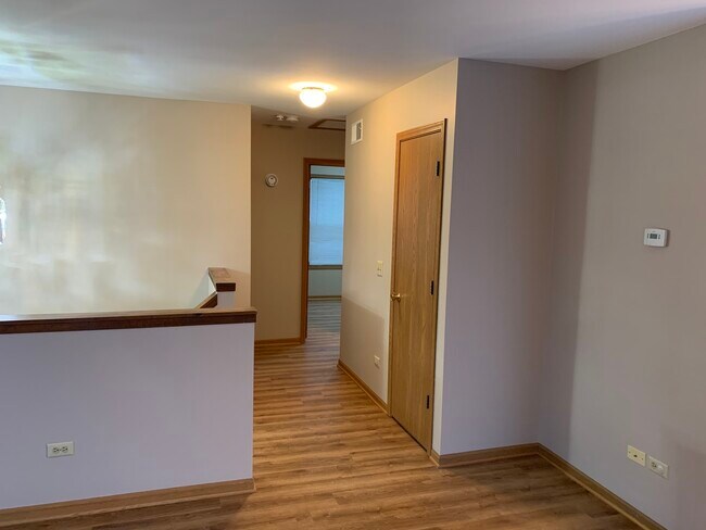 Building Photo - 426 Clifton Dr