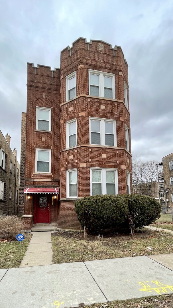 Building Photo - 11227 S King Dr