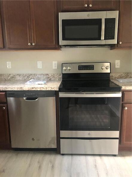 Foto del edificio - 849 Crestway Dr