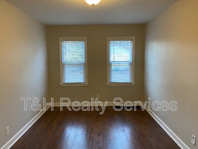 Foto del edificio - 4924 Carvel Ave