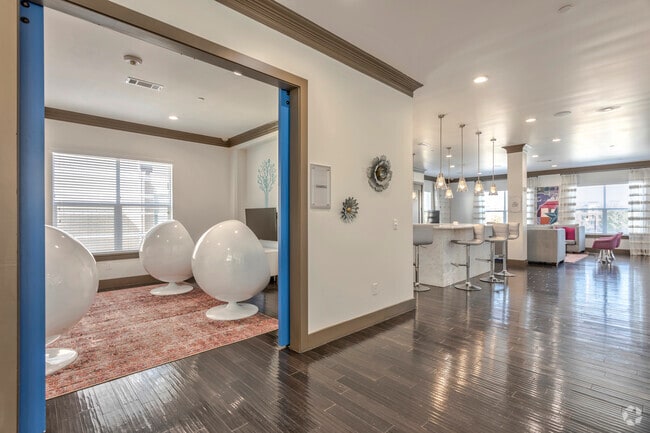 Clubhouse - McKinney Square