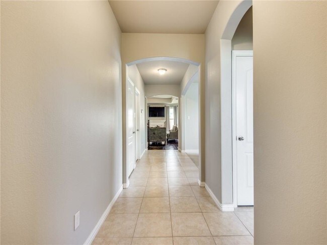Building Photo - 1254 Lasso Dr