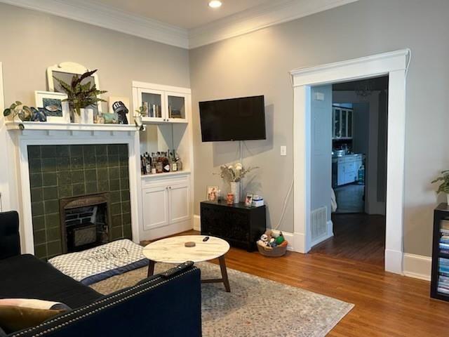 Building Photo - 1229 Euclid Ave NE