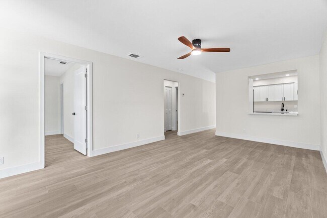Foto del edificio - 4500 NW 2nd Ave