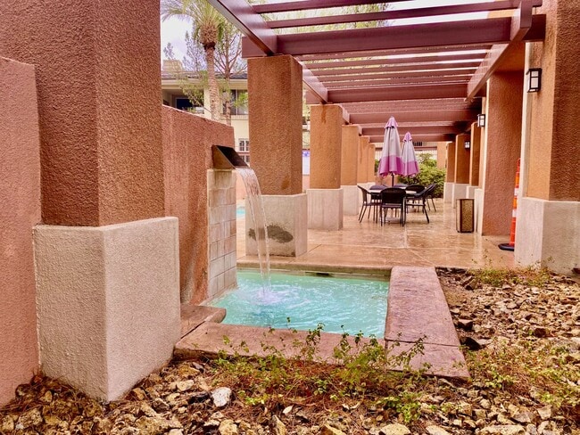 Building Photo - Executive Summerlin Suite