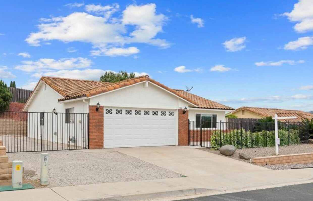 Foto principal - 726 Honeydew Ln