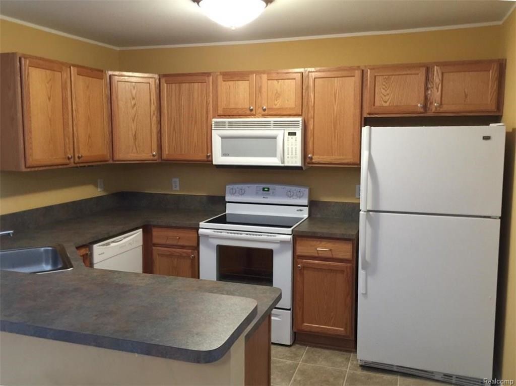 Foto principal - 3883 Forester Blvd