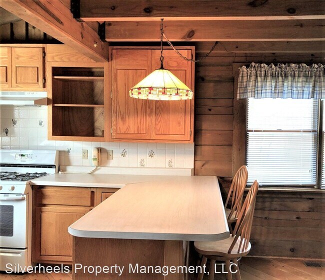 Building Photo - 3 br, 3.5 bath House - 550 Orchard Lane