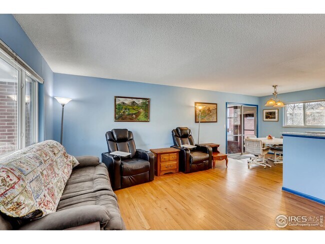 Building Photo - 1023 Yeager Dr