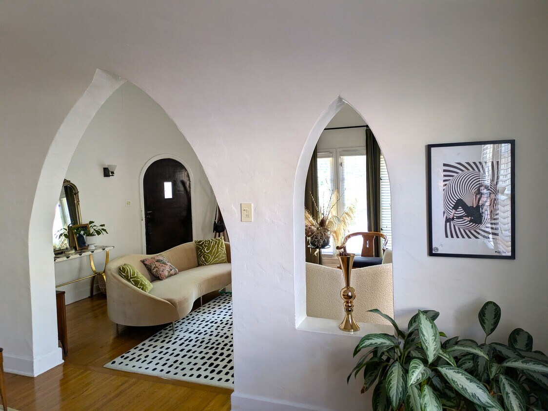 Foto principal - 6267 Commodore Sloat Dr