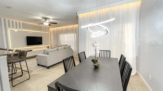 Foto del edificio - 8955 Cat Palm Rd