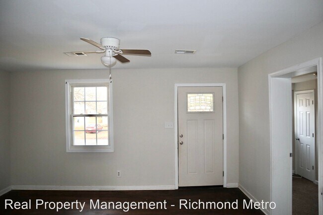 Building Photo - 3 br, 1 bath House - 4501 Eastover Ave