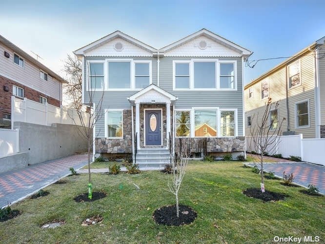 Primary Photo - 33 A Linwood Rd N