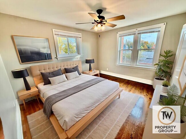 Foto del edificio - 1240 Hawthorne Pl