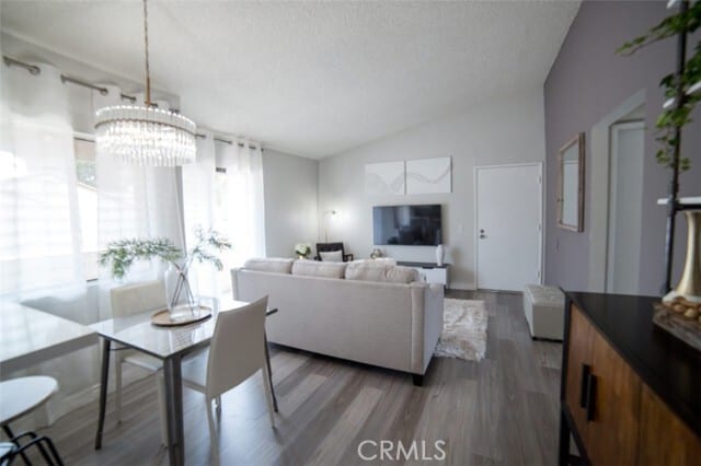 Foto del edificio - 15338 Gundry Ave
