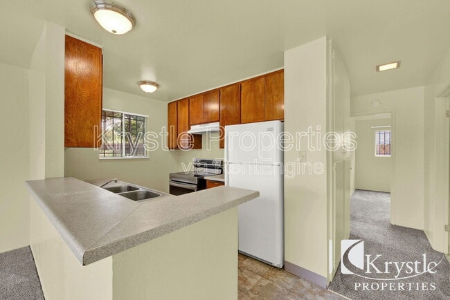 Building Photo - 1160 Rice St