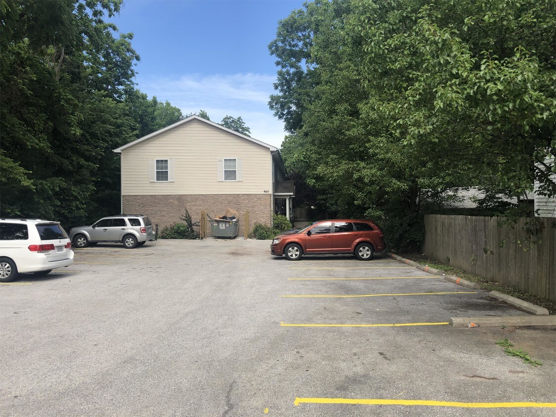 Building Photo - 410 N College Ave