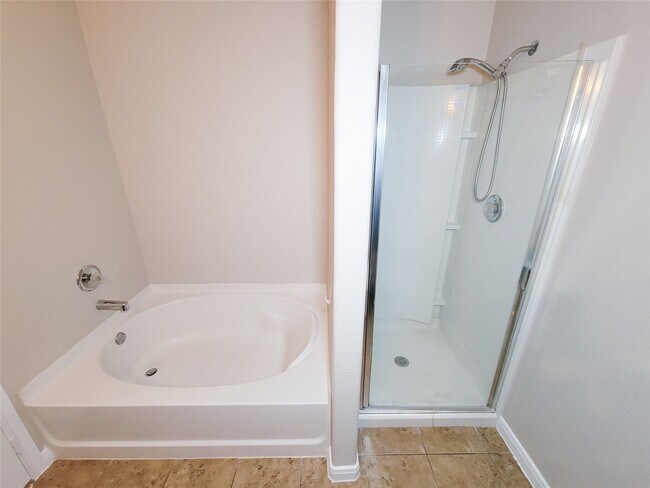 Foto del edificio - 6535 Dayridge Ln