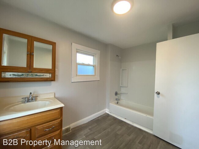 Building Photo - 3 br, 1 bath House - 7723 Spafford Rd.