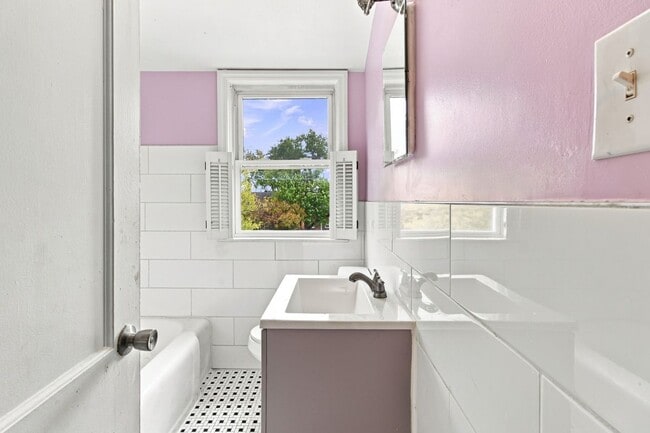 Building Photo - 8450 Loch Raven Blvd