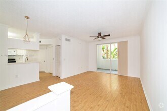 Building Photo - 17150 N Bay Rd