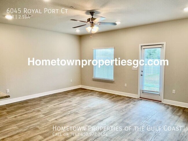 Foto del edificio - Like new 3 Bed 2 1/2 Bath Townhome!