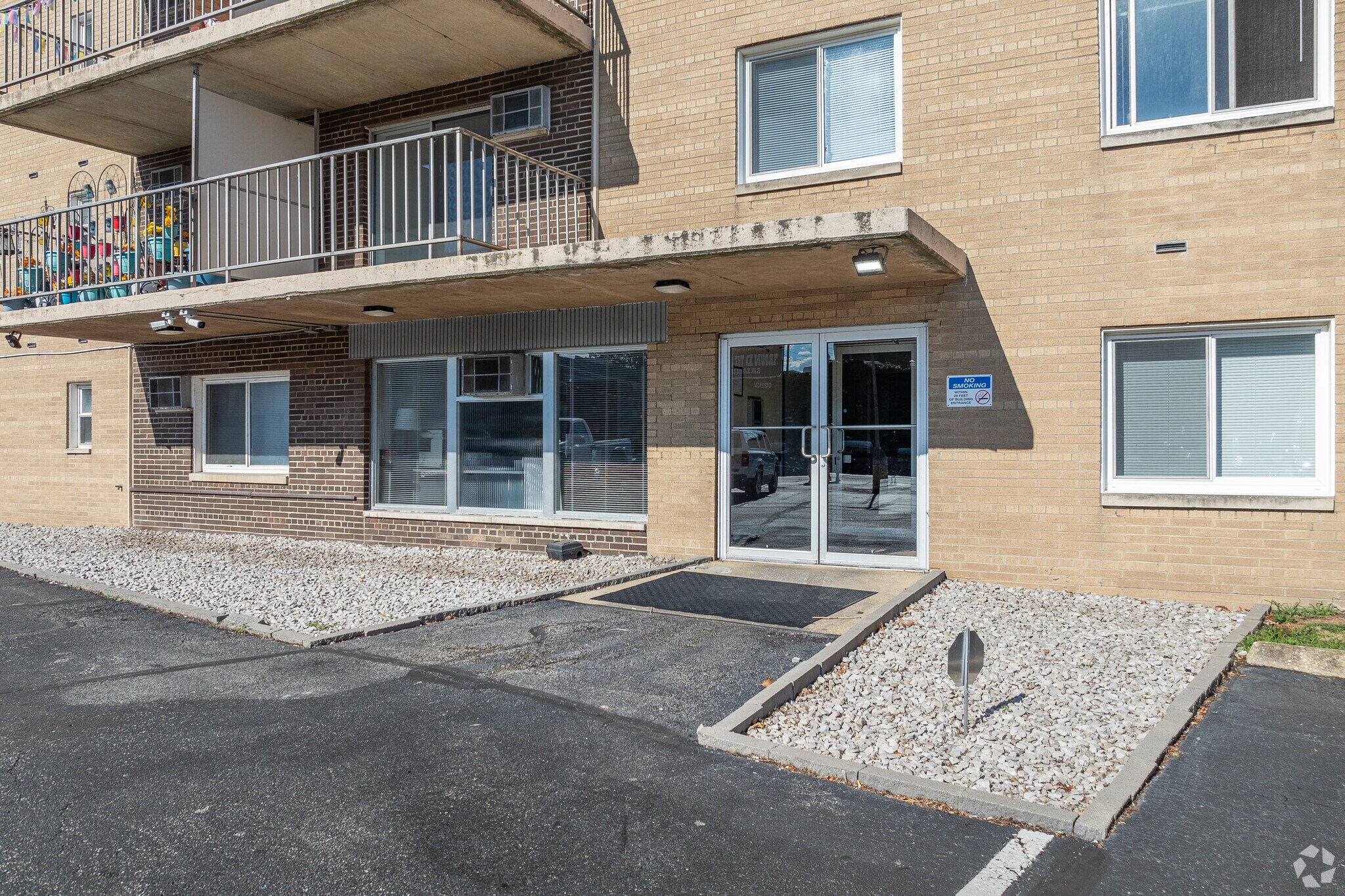 Mark Twain Apartments – photo 3