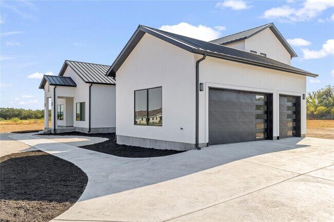 Building Photo - 2001 Cisco Dr