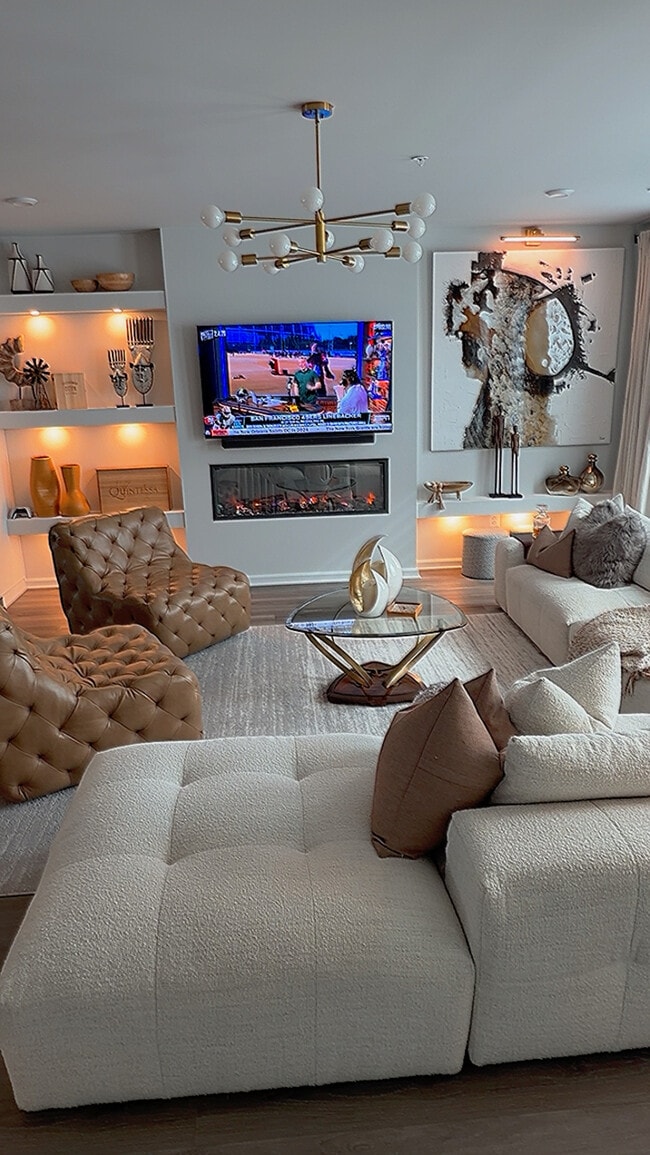 Building Photo - 9222 Magellan Pky