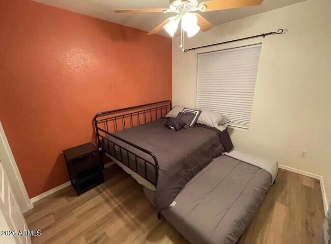 Foto del edificio - 6334 W Potter Dr