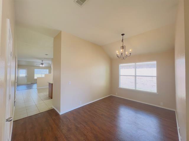 Foto del edificio - 8720 Chisholm Trail
