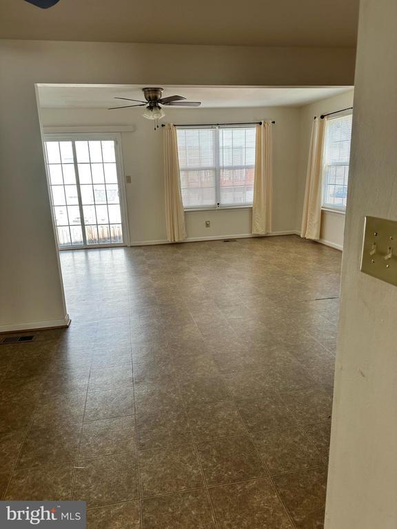Building Photo - 7044 Wytheville Cir