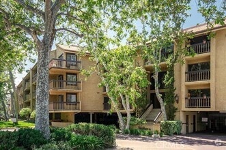 Building Photo - 3481 Stancrest Dr