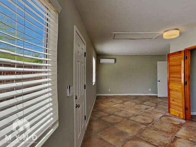 Foto del edificio - 5302 E Peach St
