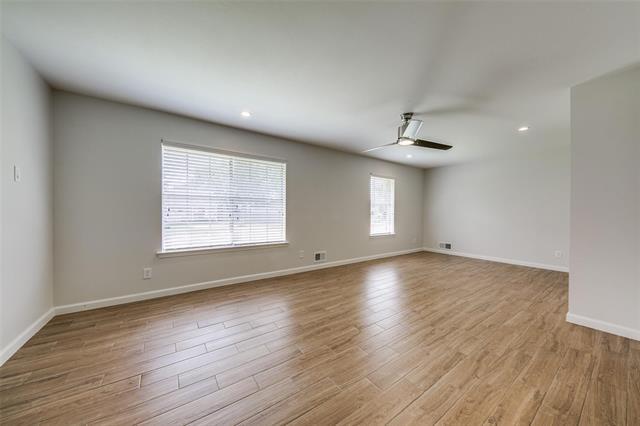 Foto del edificio - 4833 Chilton Dr