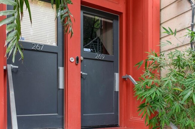 Building Photo - 2 bedroom in San Francisco CA 94103