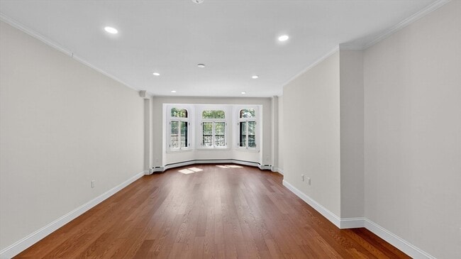 Building Photo - 173 Marlborough St