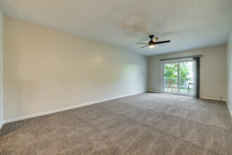 Building Photo - 2601 Bellefontaine